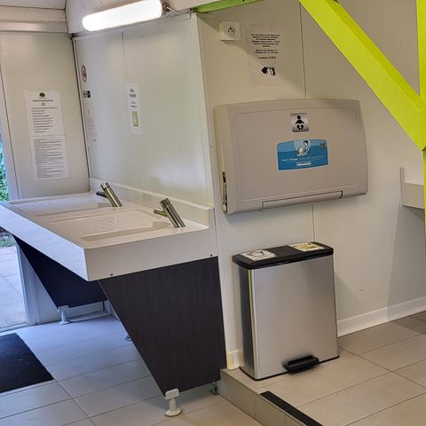 PIAZZOLA - Pacchetto piazzola per tenda - Elettricità inclusa