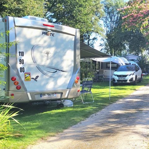 Pitch - Fixed price pitch - Motor home - Without electricity