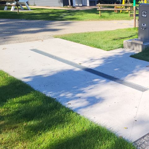 PIAZZOLA - Pacchetto piazzole per camper - Elettricità inclusa