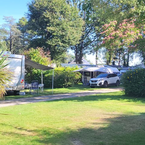 PLOT - Pitch package - Caravan - Electricity included