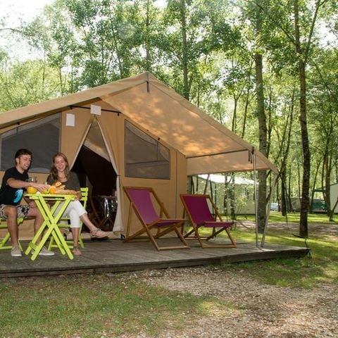 Canvas and wooden tent 4 persons - CABATENTE No sanitary facilities