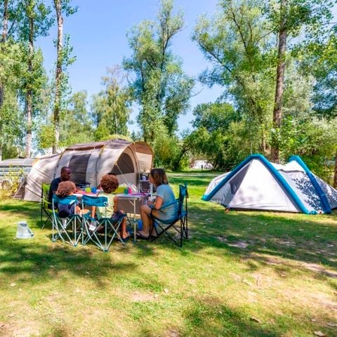 PIAZZOLA - Piazzola NATURA : piazzola di 100 m2 con 1 veicolo e tenda / caravan / camper