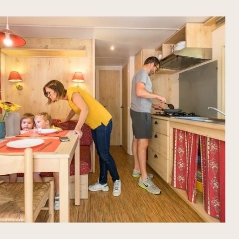 Mobile home 5 persons - Sleeps 4/5 2 Bedrooms (tv)