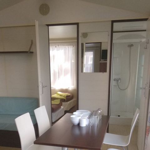 Mobilheim 4 personen - 2 Schlafzimmer - nicht überdachte Terrasse HOLIDAYS