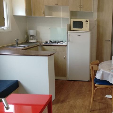 Mobilheim 4 Personen - 2 Schlafzimmer - Überdachte Terrasse HOLIDAYS