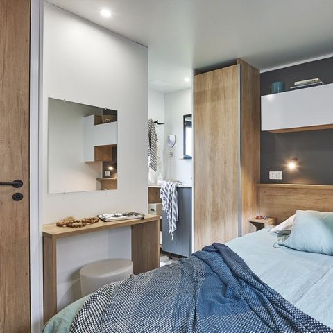 BUNGALOW 4 personnes - M - PREMIUM 2 CHAMBRES - CLIM + TV + SUITE PARENTALE