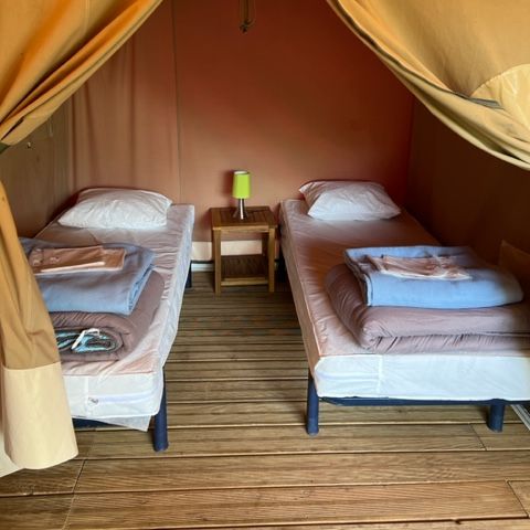 TENTE TOILE ET BOIS 4 personnes - LODGE VICTORIA SANS SANITAIRES