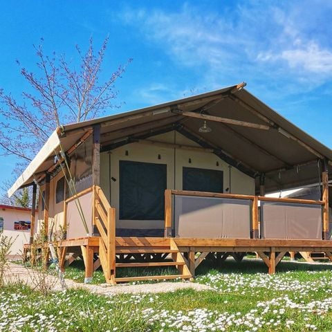 LODGE 5 personnes - Lodge sans sanitaires 34m²