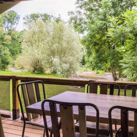 LODGE 5 personnes - Lodge avec sanitaires et évier - 34m² -