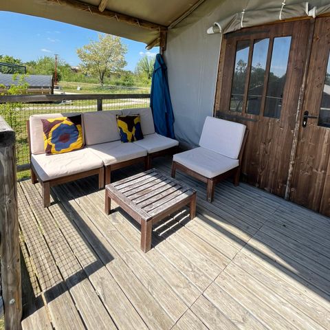 Zelt 5 Personen - Pfahlbau-Lodge Africa Confort 24m² (2 Zimmer) + überdachte Terrasse 12m²