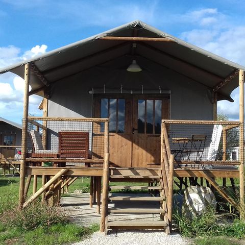 TENDA DA CAMPEGGIO 5 persone - Lodge su palafitte Africa Confort 24m² (2 camere) + terrazza coperta 12m².