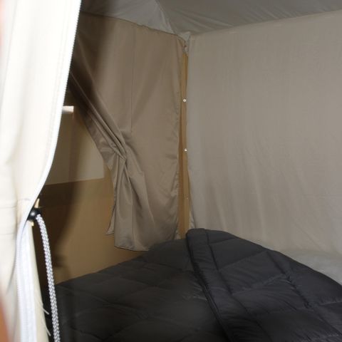 Tent 5 persons - LODGE BELLE-ILE CONFORT without sanitary facilities