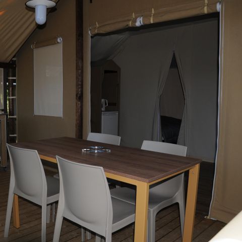Tent 5 persons - LODGE BELLE-ILE CONFORT without sanitary facilities