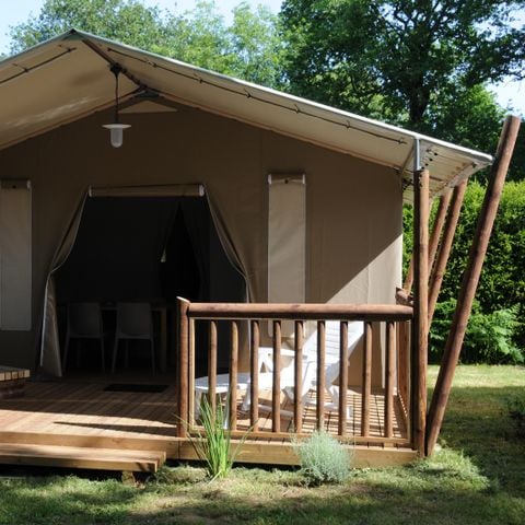 Tent 5 persons - LODGE HOEDIC CONFORT without sanitary facilities