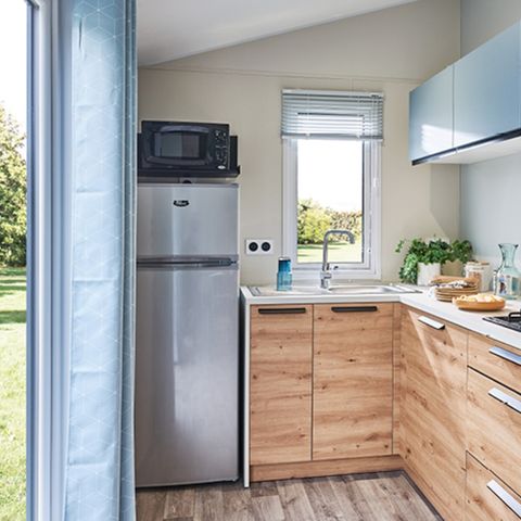 Mobilheim 4 Personen - Kervoyal CONFORT 29m² (2 Schlafzimmer) + überdachte Terrasse + TV