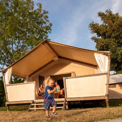 MOBILHOME 4 personnes - Lodge Maasaï 2 ch 4 pl Terrasse semi-couverte sans clim