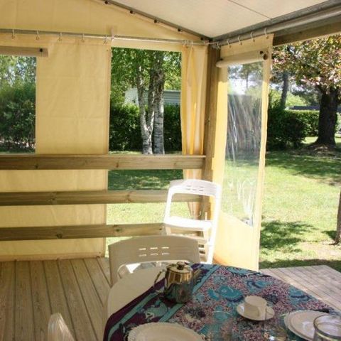 Glampingtent 5 personen - MINI 21-2 (Tithome) >10jaar - ZONDER SANITAIR - max. 4 volwassenen (stapelbedden) - 2 slaapkamers, ca. 21m²