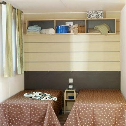 MOBILE HOME 4 people - CLASSIC 22-2 >10years - max 4 adults - TV, 2 bedrooms, approx. 22m