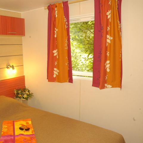 Mobilheim 8 Personen - CLASSIC35-3 >10Jahre - Maxi 6 Erwachsene - TV, 3 Schlafzimmer, ca. 35m².
