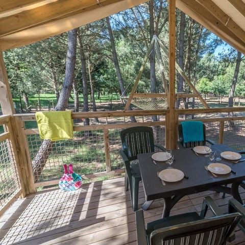 HÉBERGEMENT INSOLITE 5 personnes - INSOLITE 25-2 (Cabane sur pilotis Ecologe) >10ans  ; maxi 4 adultes (Lits superposés) TV