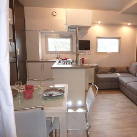 Mobile home 5 persons - CONFORT 35-2-2 (Mobil-home Taos) - TV, 2 bedrooms + 2 bathrooms (bunk beds), app 35m² - MAX 4 ADULTS /