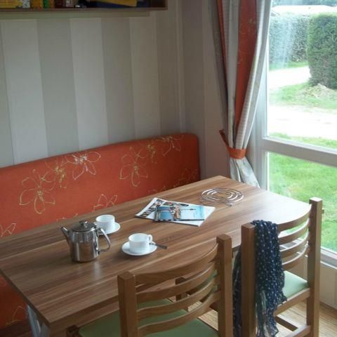 Mobilheim 4 Personen - Mobilheim Standard LOGGIA 25m² - 2 Zimmer + überdachte Terrasse 9m²