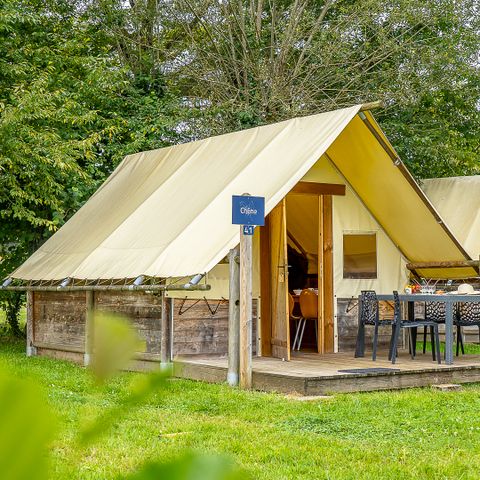 Canvas and wooden tent 4 persons - 2-bedroom Canadian