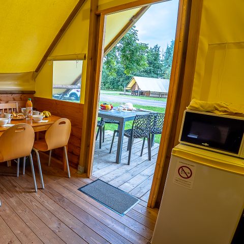 Canvas and wooden tent 4 persons - 2-bedroom Canadian