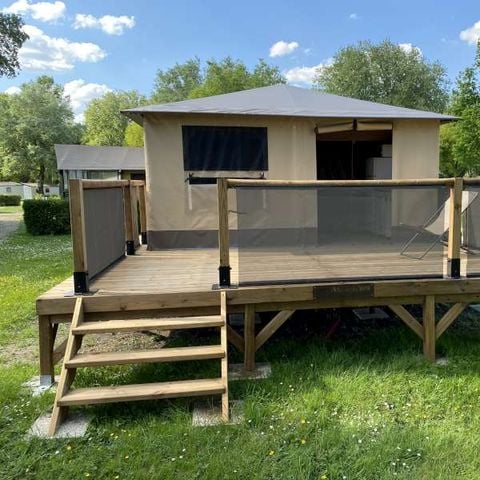 TENTE TOILE ET BOIS 4 personnes - Marquises, sans sanitaires