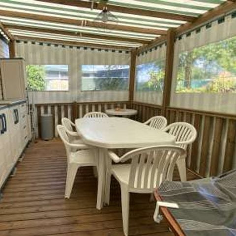 MOBILHOME 8 personnes - Mobil home 6/8 pers DELUXE (4 adultes et 4 enfants)