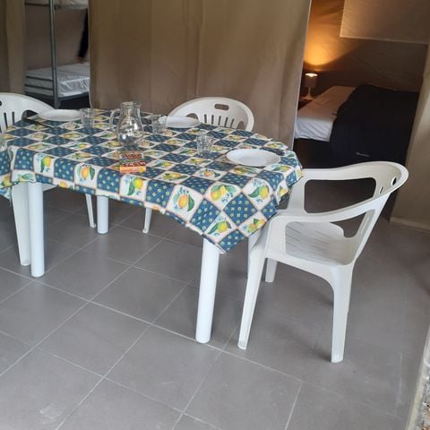 Tienda 5 personas - LODGE sin instalaciones sanitarias
