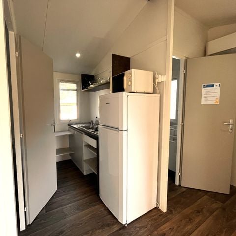 Mobile home 2 persons - Comfort: 21m² 1-bedroom - 12m² semi-covered terrace - TV - Air conditioning