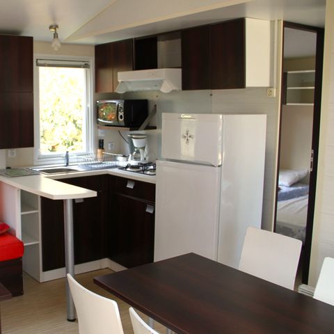 Mobilhome 6 personnes - Standard 34m² - 3 chambres - Terrasse 18m² - TV - Climatisation