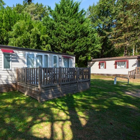 Mobilhome 6 personnes - Standard 34m² - 3 chambres - Terrasse 18m² - TV - Climatisation