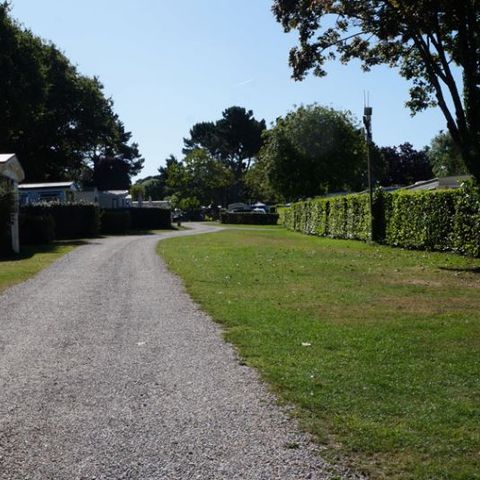 STAANPLAATS - Standaard (elektriciteit extra)