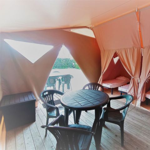 Glamping tent 4 persons - Canada (without sanitary facilities)