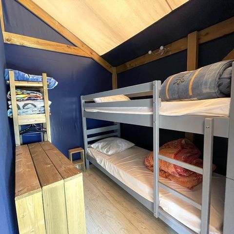 TIENDA DE LONA Y MADERA 4 personas - Albergue Toilé