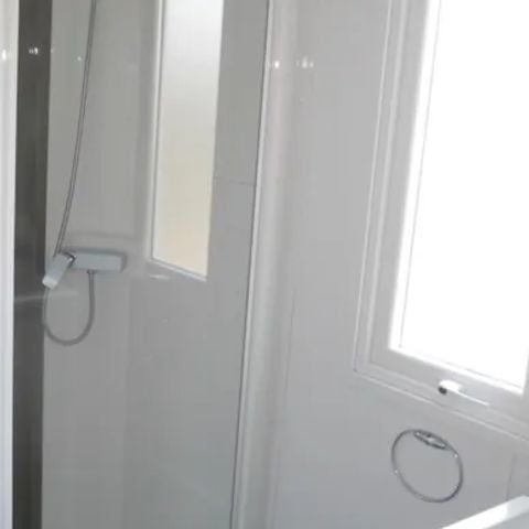 MOBILE HOME 2 people - Confort 18m² (1 bedroom) + covered terrace 9m² + TV | 2 people