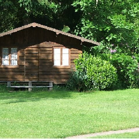 CHALET 4 personas - (sin instalaciones sanitarias)