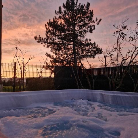 CHALET 4 personnes - Chalet JACUZZI privatif Perce Neige - 2 chambres -