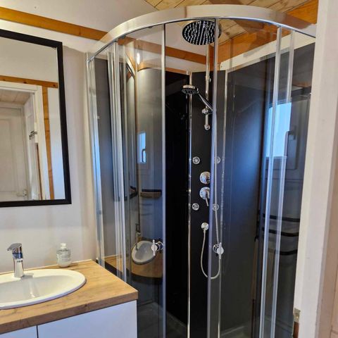 Chalet 4 personen - JONQUILLE- 2 Schlafzimmer - überdachte Terrasse -.