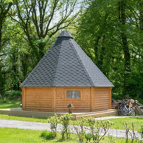 Accommodation 2 persons - LA CABANE DES FEES MELISSANDRE INSOLITE 2pers 25m2