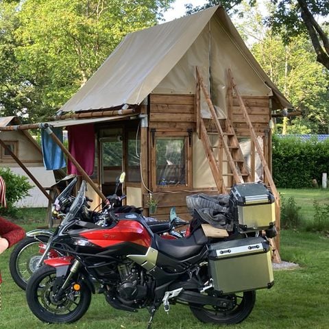 UNUSUAL ACCOMMODATION 2 people - DRUIDE TENTE BIVOUAC (new for 2022)