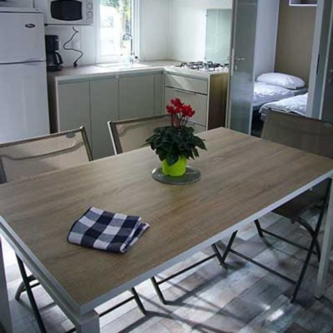 Stacaravan 4 personen - MORGANE ANA CASSANDRE Comfort stacaravan 31m² - 2 kamers op perceel >100m2