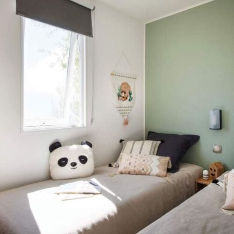 Stacaravan 4 personen - COMFORT (2 slaapkamers)