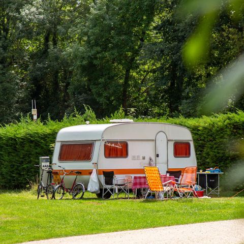 STAANPLAATS - Klimmerspakket, zonder elektriciteit