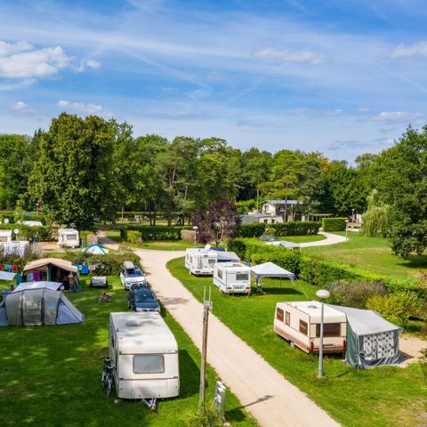 STAANPLAATS - Klimmerspakket, zonder elektriciteit
