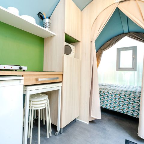 Glamping tent 4 persons - Coco Sweet 17 m2 - 2 bedrooms with covered terrace / without sanitary facilities