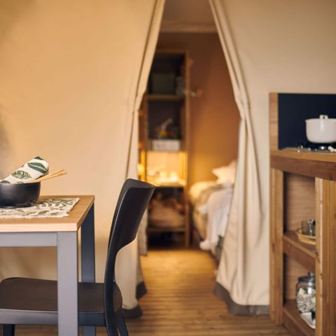 Tente en toile et en bois 5 personnes - Wood Lodge - 2 chambres - sans sanitaires 5 pers.