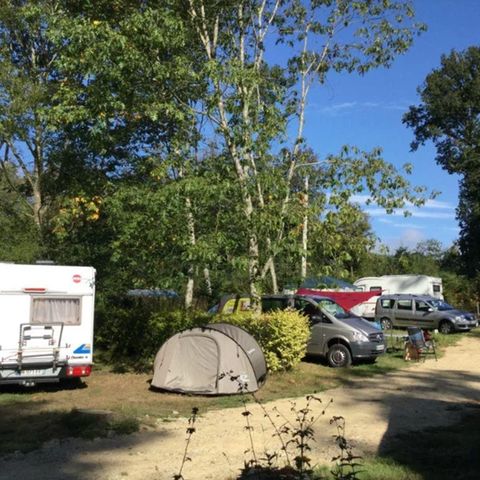 Pitch - LOCATION CONFORT +, 1 vehicle, electricity